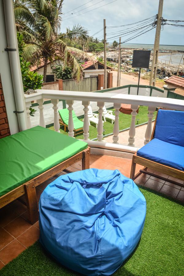 Explore Hostels Negombo Kochchikade Екстер'єр фото