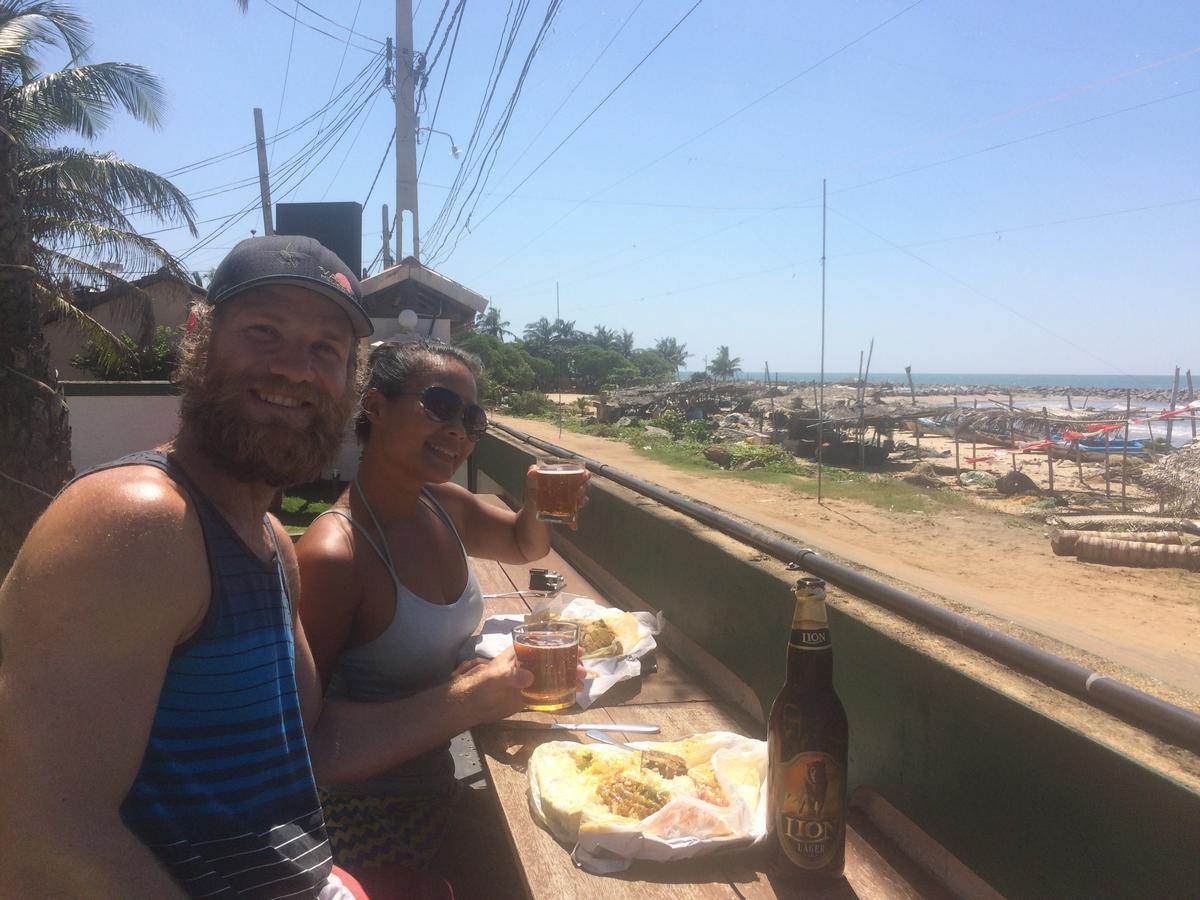 Explore Hostels Negombo Kochchikade Екстер'єр фото