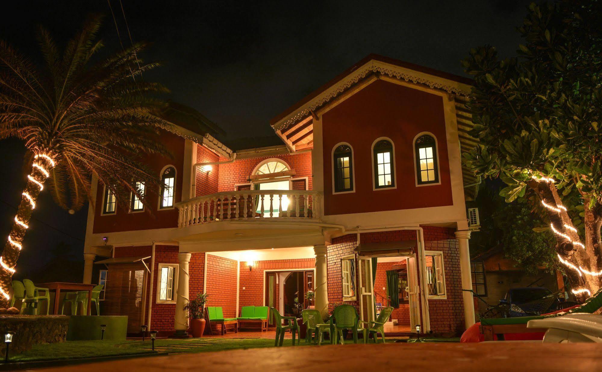 Explore Hostels Negombo Kochchikade Екстер'єр фото
