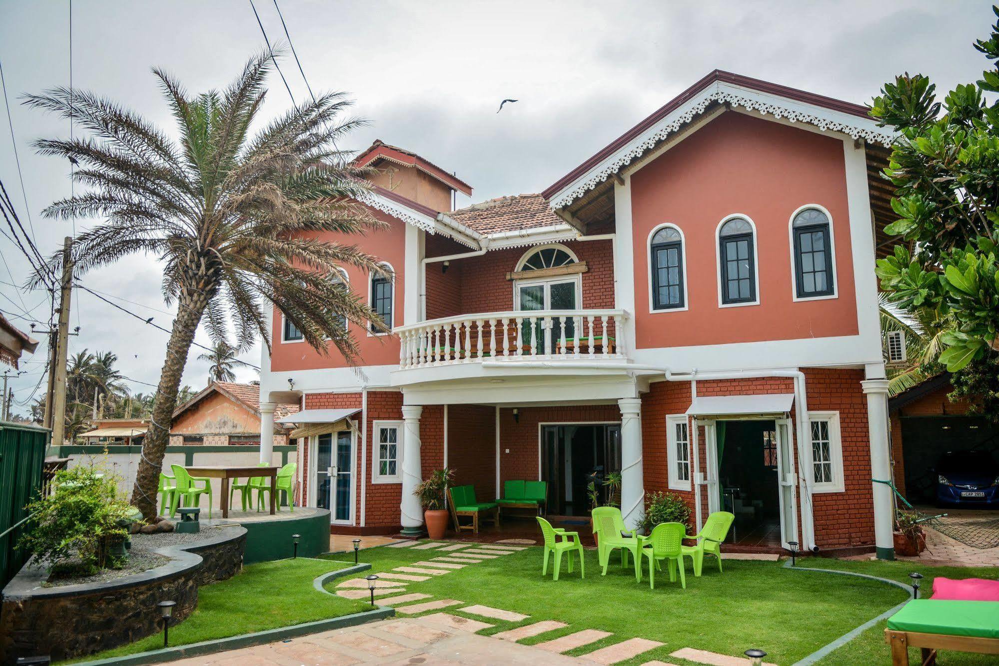Explore Hostels Negombo Kochchikade Екстер'єр фото
